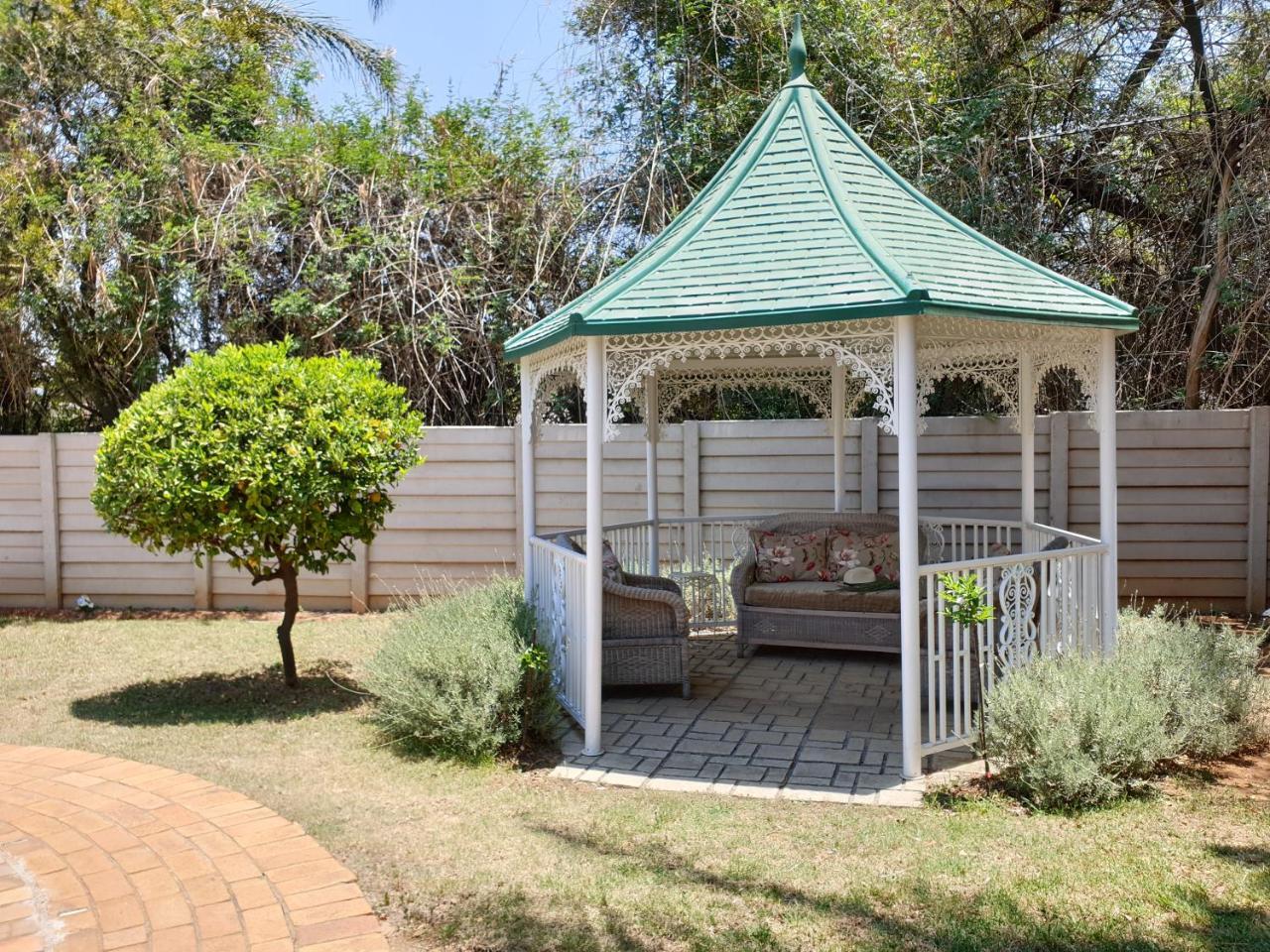 Nouveau Studios Pretoria-Noord Dış mekan fotoğraf